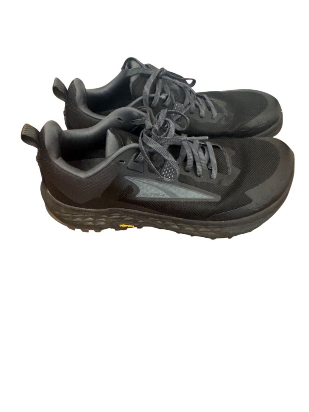 Altra men's black sneakers size 10 in great shape